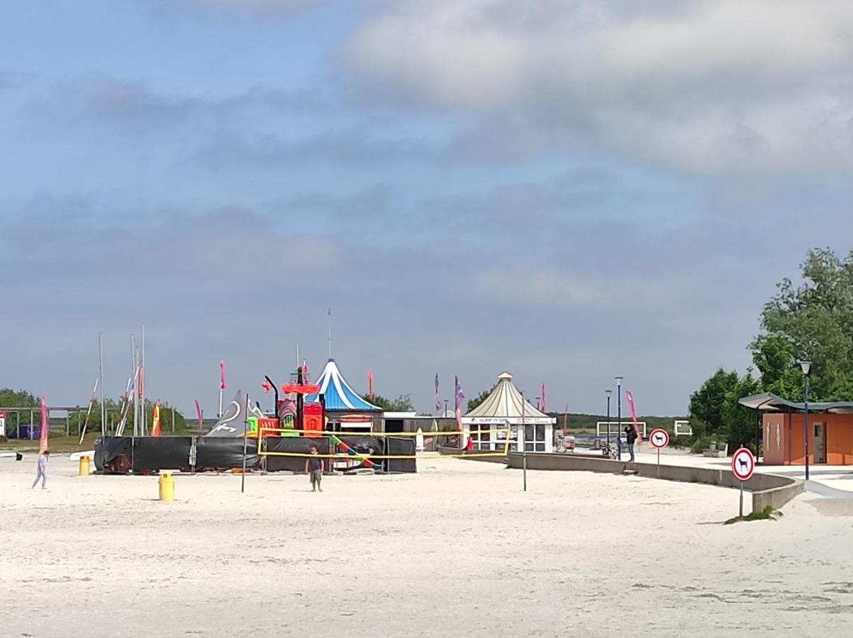 Appartement Ijsselmeer Makkum Strand Екстер'єр фото